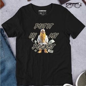 Lucky the Gnome P.I.M.P – “Put-It In My Pocket” T-Shirt